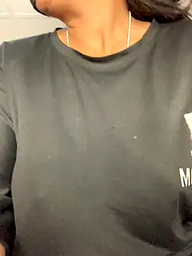 missmisha01 online show from December 23, 2:42 am