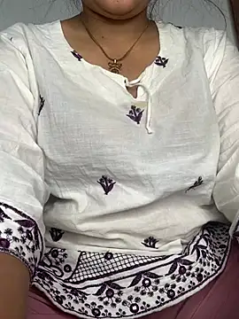 missmisha01 online show from January 10, 4:36 am