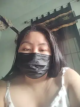 Snapshot of Anee_123 chatting on June 10, 12:44 am Anee 123 online show from June 10, 12:44 am