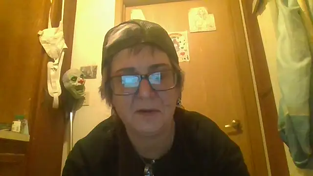 becky1111 online show from April 12, 1:43 am