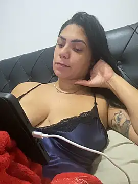 Nini  online show from April 15, 5:53 pm