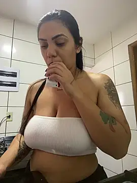 Snapshot of Nini_ chatting on July 16, 12:55 pm Nini online show from July 16, 12:55 pm