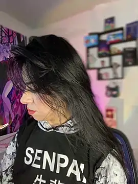 Sky Girl LS online show from March 4, 3:01 am