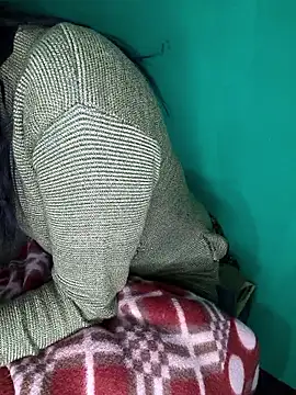 Snapshot of QWEEN7B chatting on December 22, 12:24 pm QWEEN7B online show from December 22, 12:24 pm