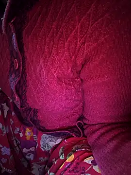 QWEEN7B online show from January 9, 1:14 pm