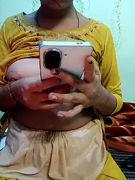 Sanjana hot0 online show from January 6, 4:32 pm