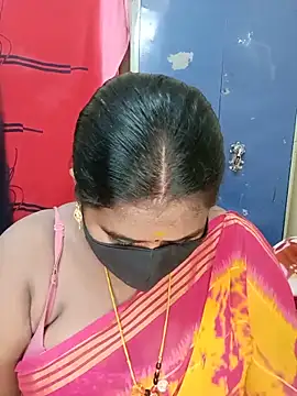 Snapshot of sirisha__9 chatting on June 6, 5:06 pm sirisha 9 online show from June 6, 5:06 pm