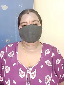 Snapshot of sirisha__9 chatting on August 2, 4:16 pm sirisha 9 online show from August 2, 4:16 pm