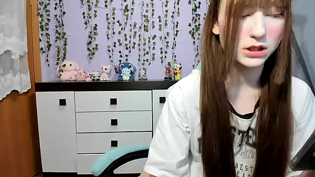 Yoonhee ki online show from March 10, 2:55 pm