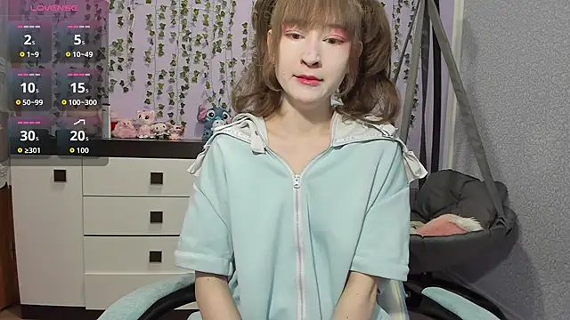 Snapshot of Yoonhee_ki chatting on May 11, 4:04 pm Yoonhee ki online show from May 11, 4:04 pm