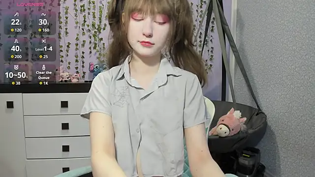 Snapshot of Yoonhee_ki chatting on May 29, 2:59 pm Yoonhee ki online show from May 29, 2:59 pm