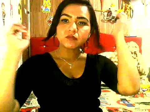 Snapshot of Diamond-jackson3 chatting on December 20, 2:18 am Diamond-jackson3 online show from December 20, 2:18 am