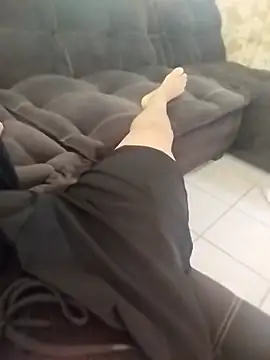 Snapshot of sexback11 chatting on December 18, 5:30 pm sexback11 online show from December 18, 5:30 pm