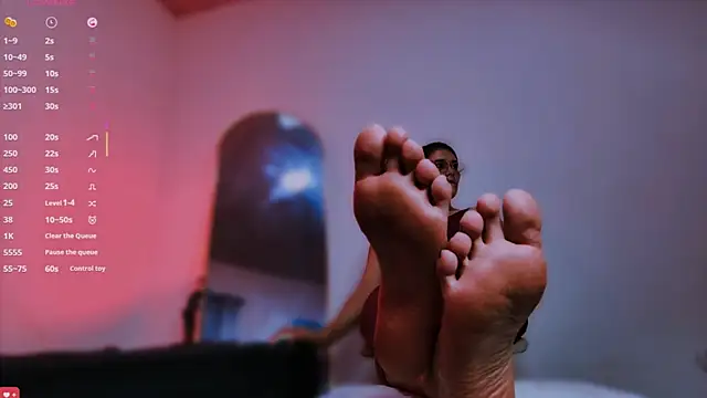 ScarlettRedsins online show from February 16, 8:27 pm