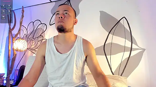 Snapshot of maaxtaylor_ chatting on January 11, 11:04 am maaxtaylor online show from January 11, 11:04 am