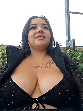 Snapshot of Abby_79 chatting on December 18, 9:10 pm Abby 79 online show from December 18, 9:10 pm