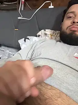 Snapshot of GaveBulk chatting on December 20, 6:26 pm GaveBulk online show from December 20, 6:26 pm