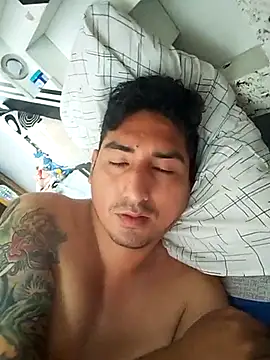 Yrresistible666 online show from January 13, 3:39 pm