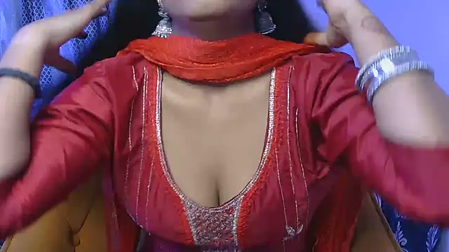 bold-smirthii online show from June 3, 4:15 am