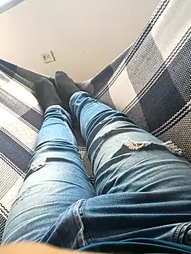 mel-0987 online show from April 5, 8:50 pm