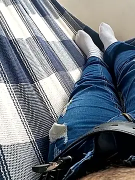 mel-0987 online show from April 16, 7:25 pm