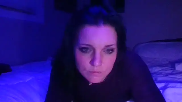 Snapshot of FJCamming chatting on December 20, 12:29 am FJCamming online show from December 20, 12:29 am