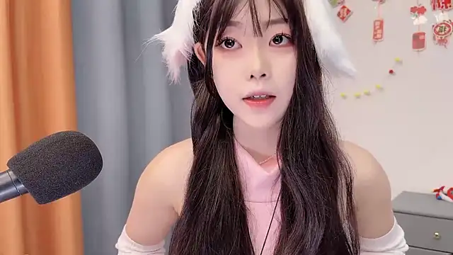 smalldaisy online show from March 1, 2:35 am