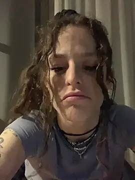 4lien online show from April 10, 7:18 pm