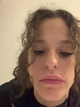 4lien online show from April 23, 12:01 am