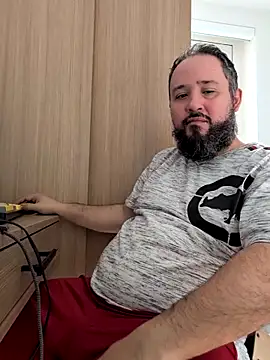 Hairy bear86 online show from April 17, 4:10 pm