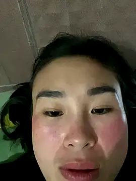 Snapshot of cuteelasa chatting on December 19, 1:07 pm cuteelasa online show from December 19, 1:07 pm