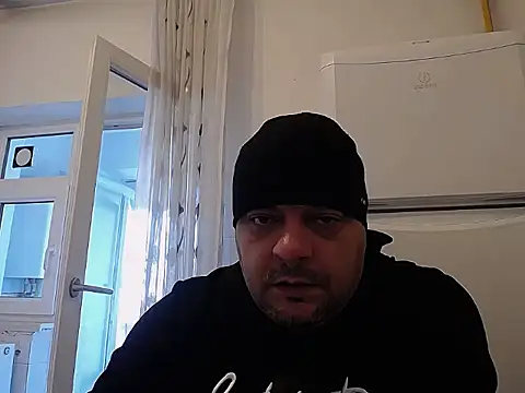 Snapshot of TomasTenerife chatting on March 3, 11:49 am TomasTenerife online show from March 3, 11:49 am