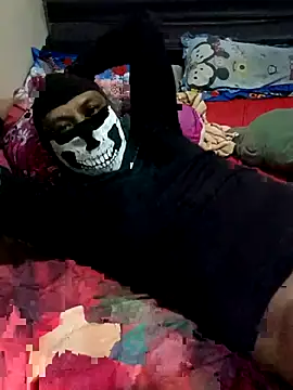 Snapshot of CharlieXXX67 chatting on December 22, 7:38 am CharlieXXX67 online show from December 22, 7:38 am