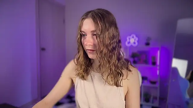 KellySunn online show from April 14, 7:58 am