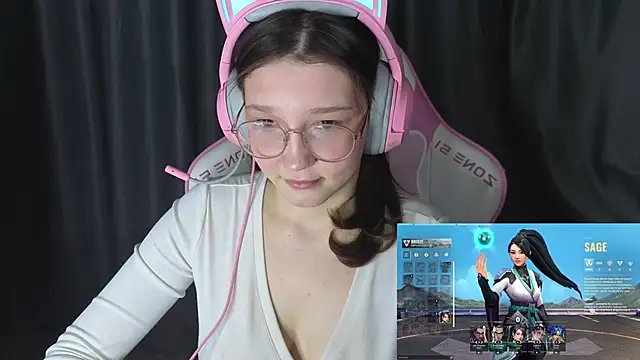 Pink-Aura- online show from January 14, 6:24 pm