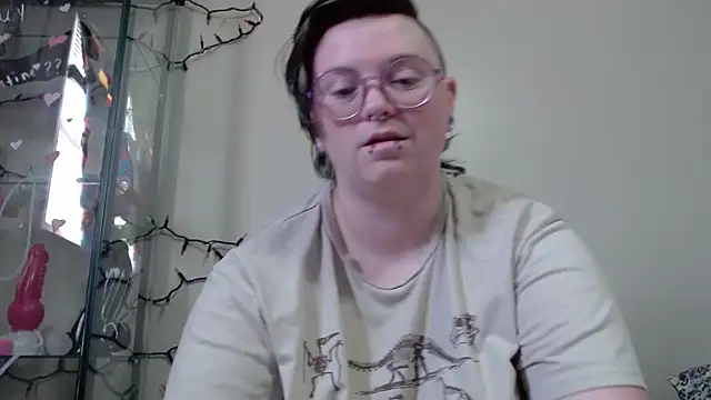 Pupghostt online show from April 2, 1:20 pm