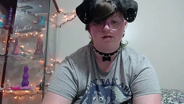 Pupghostt online show from April 9, 6:57 pm