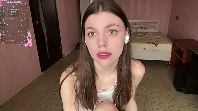 NeidaGowing online show from March 27, 7:36 am