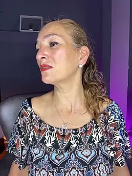 JennaMilf  online show from April 6, 7:04 pm