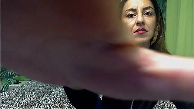 Snapshot of Stella_John chatting on December 3, 5:31 am Stella John online show from December 3, 5:31 am