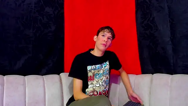 Pleasure boys hot online show from February 5, 7:07 pm