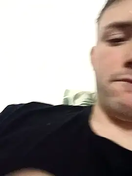 luke25bwc online show from March 31, 4:57 am