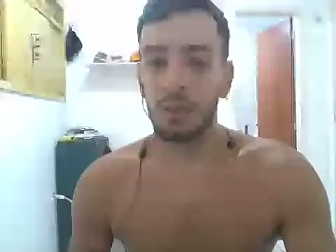 Snapshot of alpalo420 chatting on March 1, 2:46 am alpalo420 online show from March 1, 2:46 am