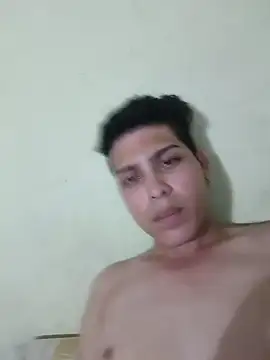 Snapshot of Maikol_0202 chatting on July 24, 5:05 am Maikol 0202 online show from July 24, 5:05 am