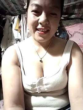 Lucky cutee online show from May 10, 11:54 pm