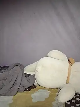 Lucky cutee online show from May 30, 11:57 pm