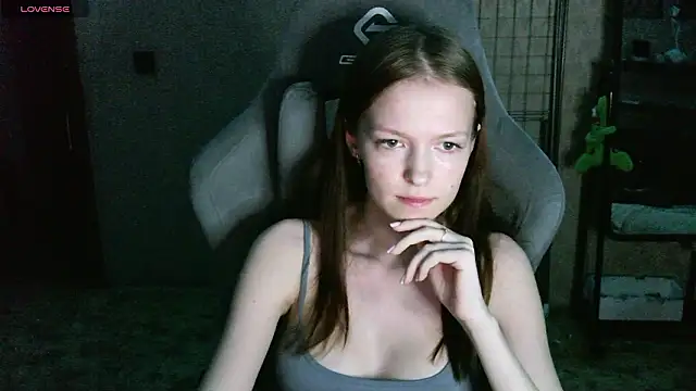 Yzi online show from February 15, 10:47 am