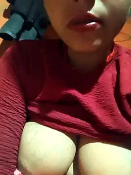 Snapshot of Madhu_cute chatting on February 13, 10:17 pm Madhu cute online show from February 13, 10:17 pm