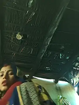 Snapshot of Madhu_cute chatting on February 25, 1:37 am Madhu cute online show from February 25, 1:37 am