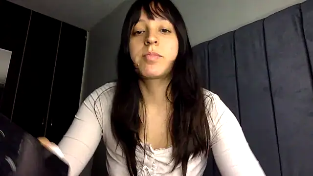 Snapshot of Sofii_unicorn chatting on May 22, 8:14 pm Sofii unicorn online show from May 22, 8:14 pm